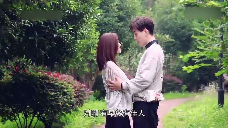 杨幂回应离开嘉行的原因:没有谁对谁错,上过班的都懂